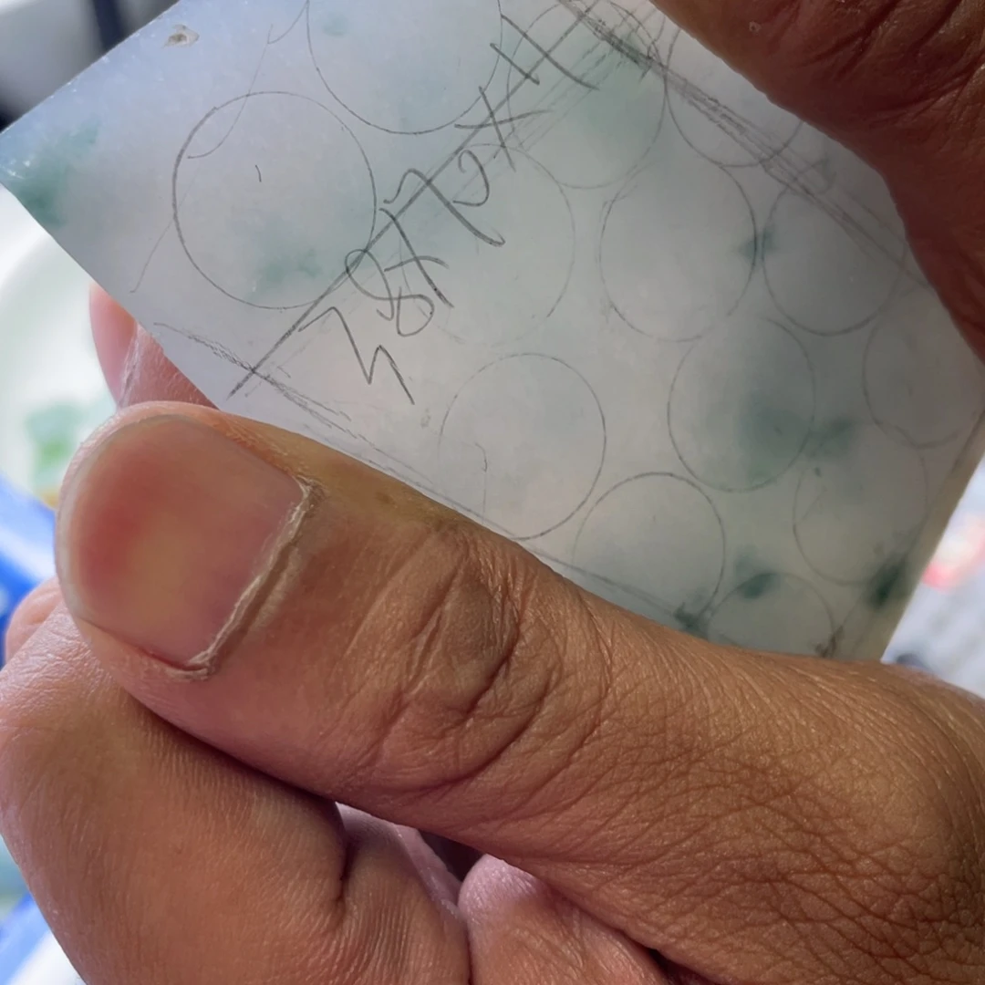 定制翡翠未镶嵌弥*佛翡翠