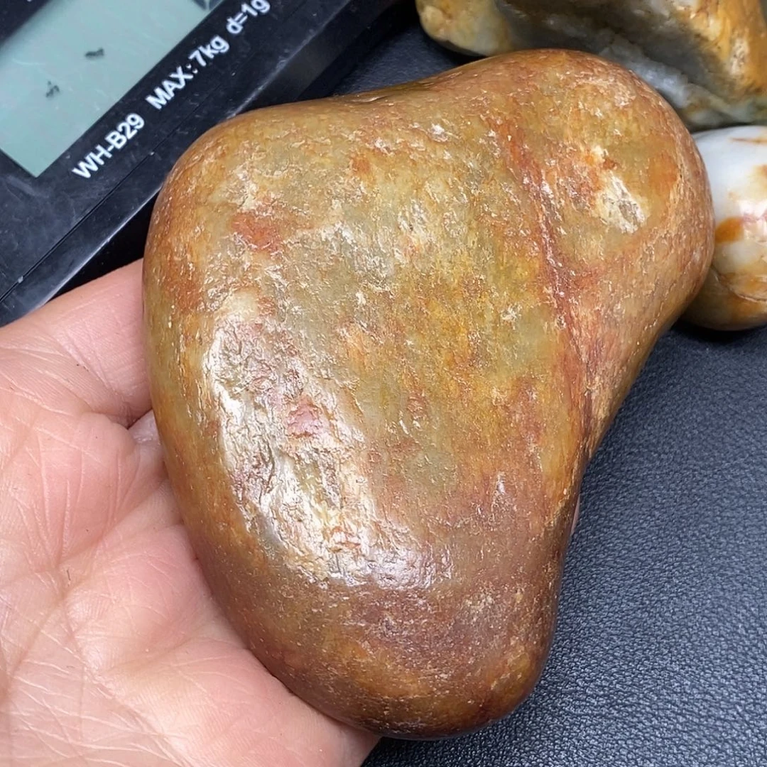 和田玉未镶嵌珠宝奇石