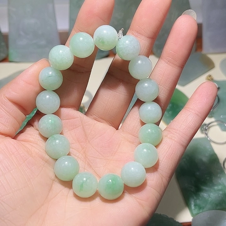 *****颈饰未镶嵌翡翠天然翡翠