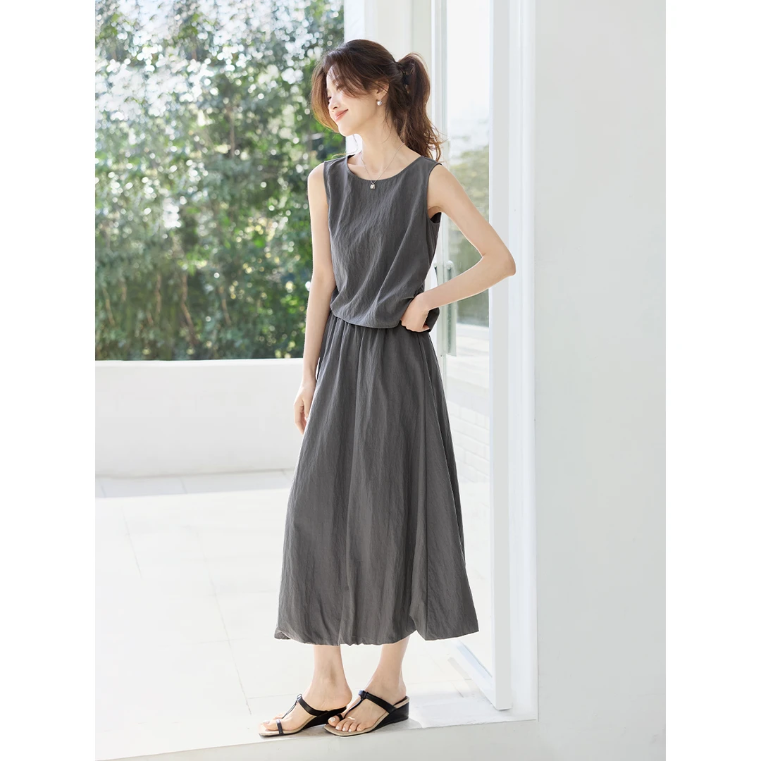 沫晗依美【雾霭冷萃】韩系轻户外休闲感套装25夏抽褶无袖小衫花苞裙