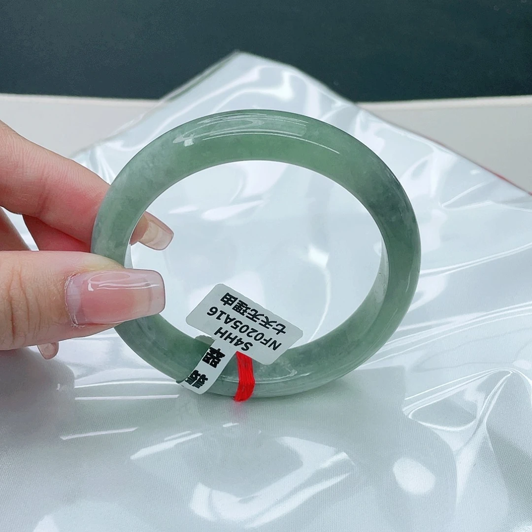 翡翠手镯未镶嵌正58.4