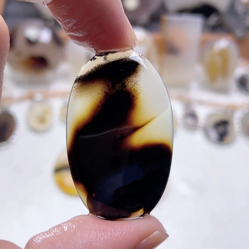 【闪购商品】玛瑙/玉髓颈饰未镶嵌