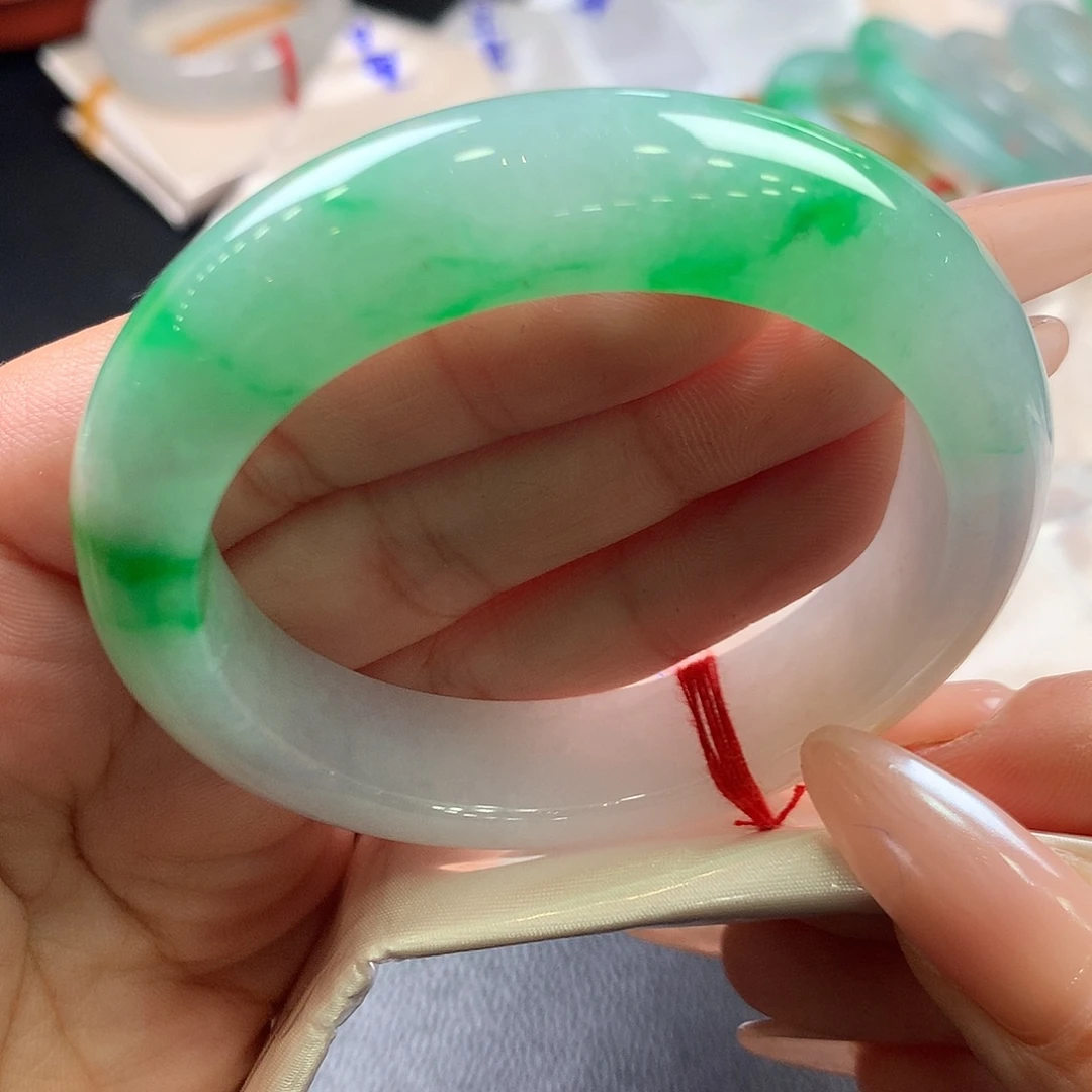 翡翠未镶嵌手镯53正