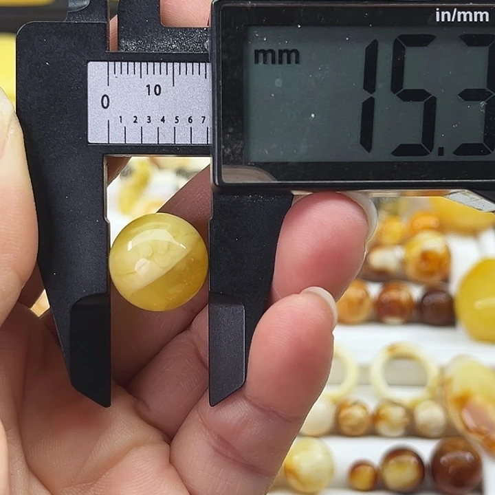 琥珀颈饰未镶嵌26