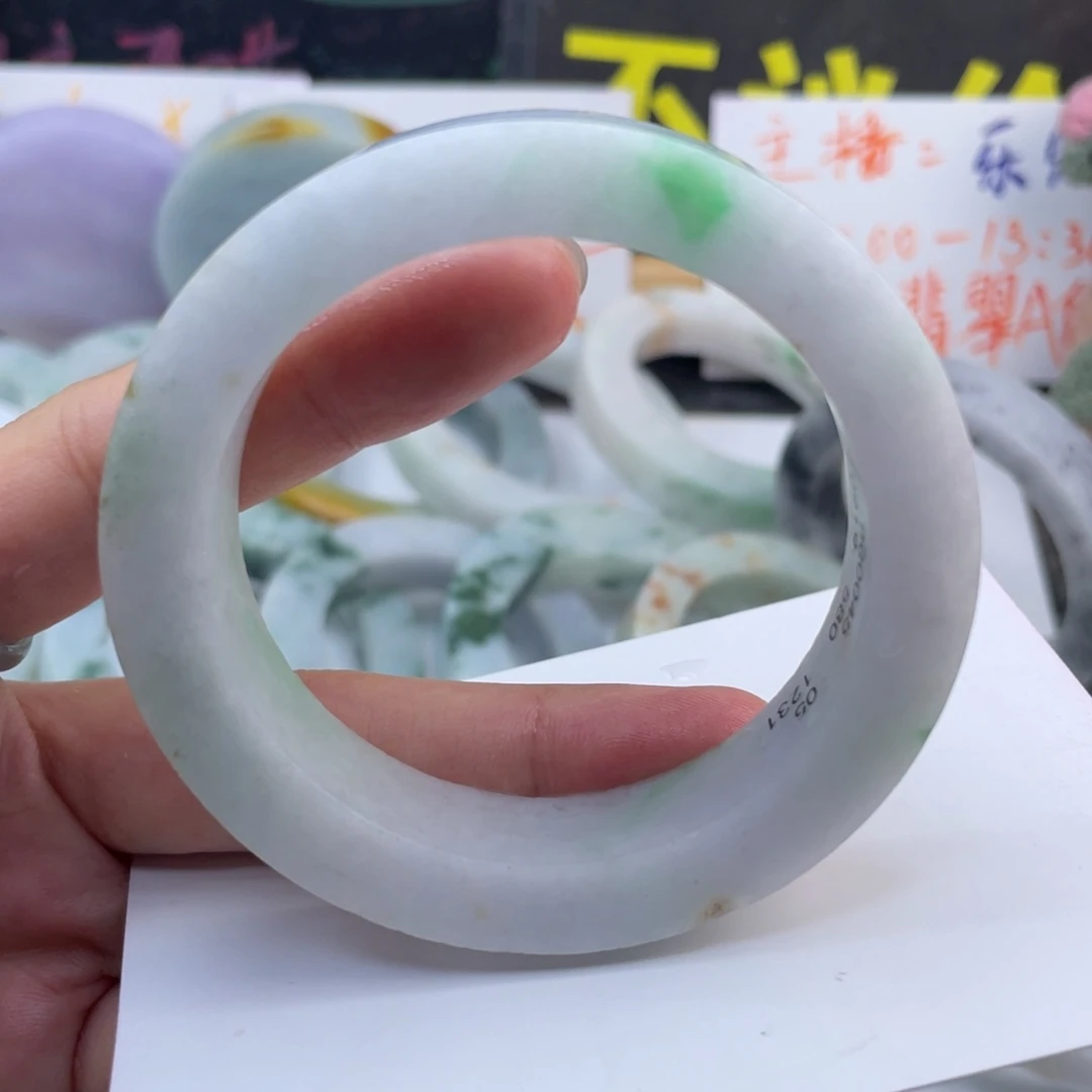定制翡翠未镶嵌纯天然A货翡翠手镯
