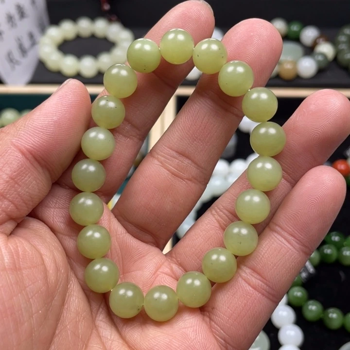 和田玉手串未镶嵌新疆若羌黄口卡10柔光