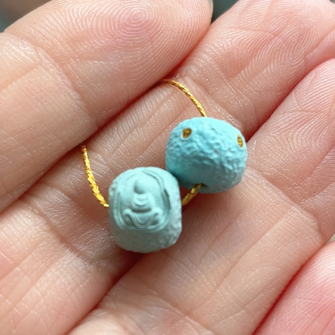 绿松石未镶嵌颈饰