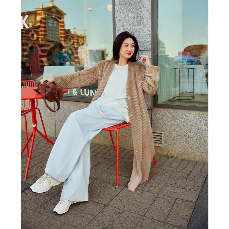 TRACY CHU清爽天空蓝轻薄ins风破洞牛仔裤休闲慵懒松弛感秋冬新款