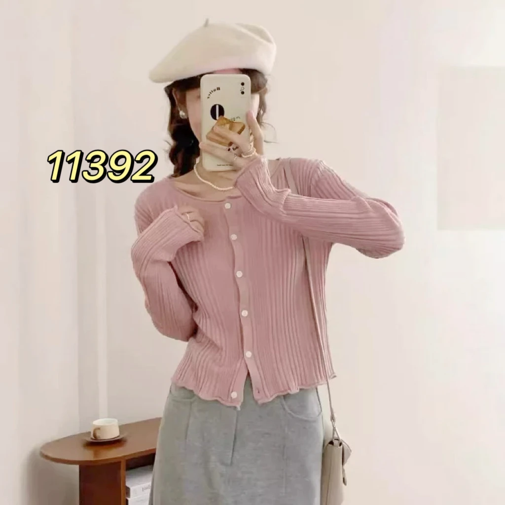 11392（部分无水洗唛，介意慎拍） SANFAN新款净版坑条针织开衫