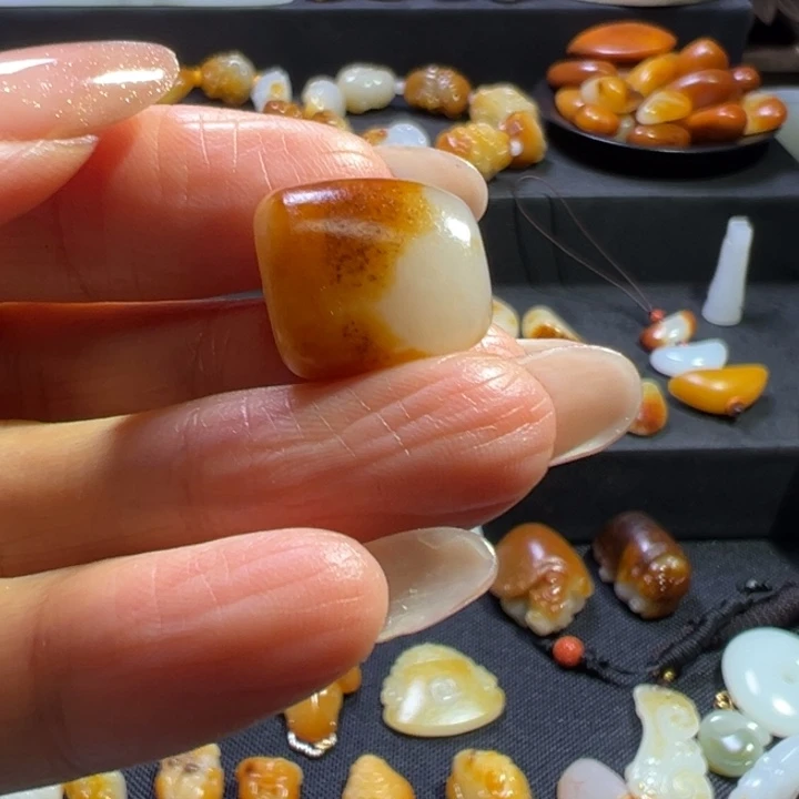 n***n和田玉未镶嵌项链