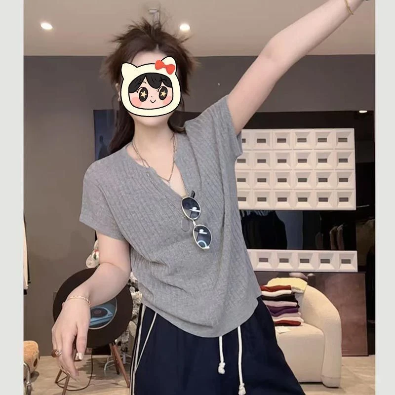 高级感韩系v领短袖薄款针织衫女夏季新款气质显瘦减龄打底衫上衣