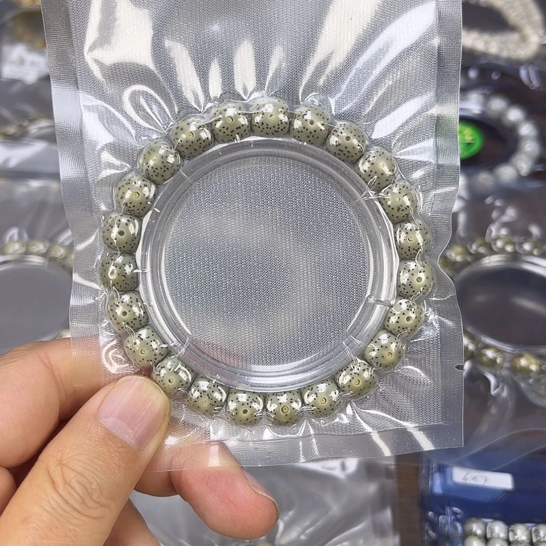 手串星月菩提糯冰绿石玉料大眼睛10x9