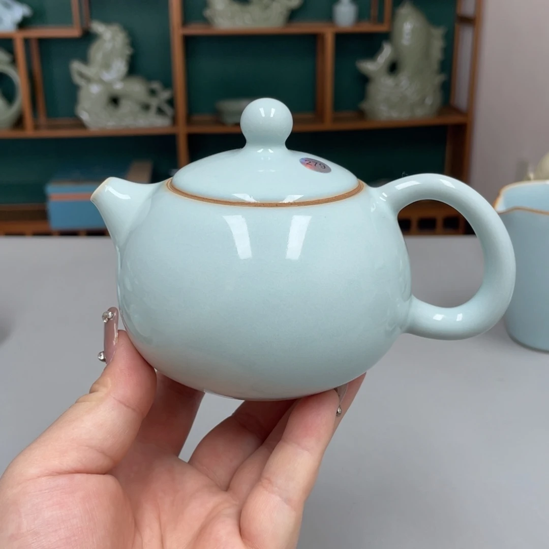 阿***偉瓷西施壶张君老师微瑕