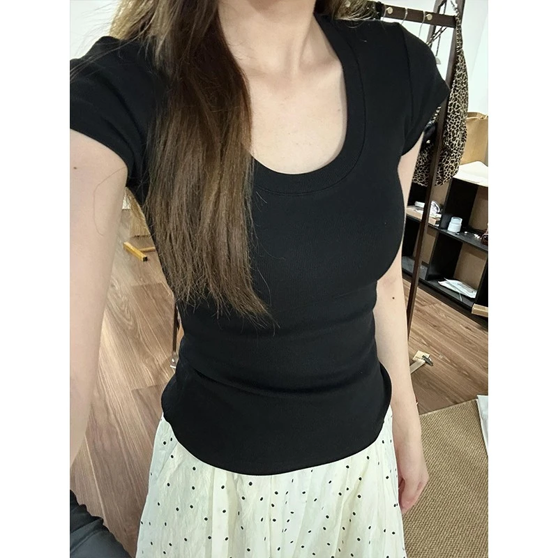 韩系黑色U领正肩短袖T恤女春夏收腰显瘦基础百搭打底短款纯欲上衣