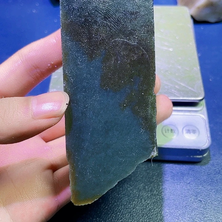 未镶嵌和田玉（糖玉）珠宝半成品