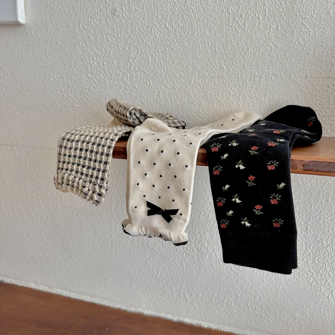 【依梨推荐款】秋季新款女士精致百搭袜子