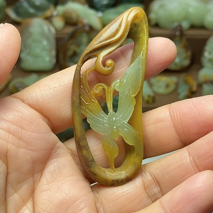 岫岩河磨玉（透闪石质玉）未镶嵌颈饰