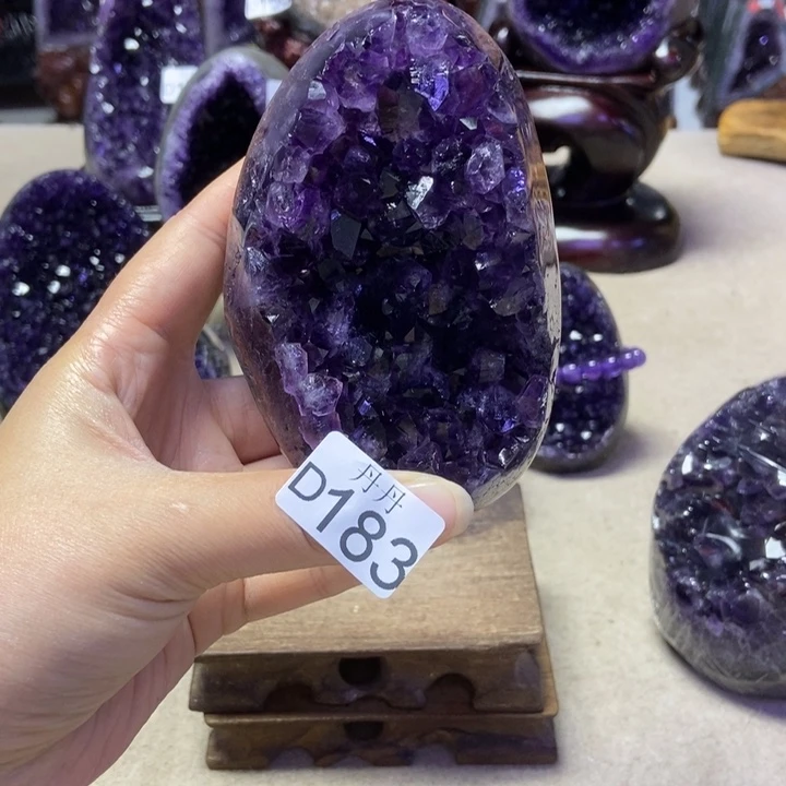 未镶嵌大型摆件（非配饰）水晶