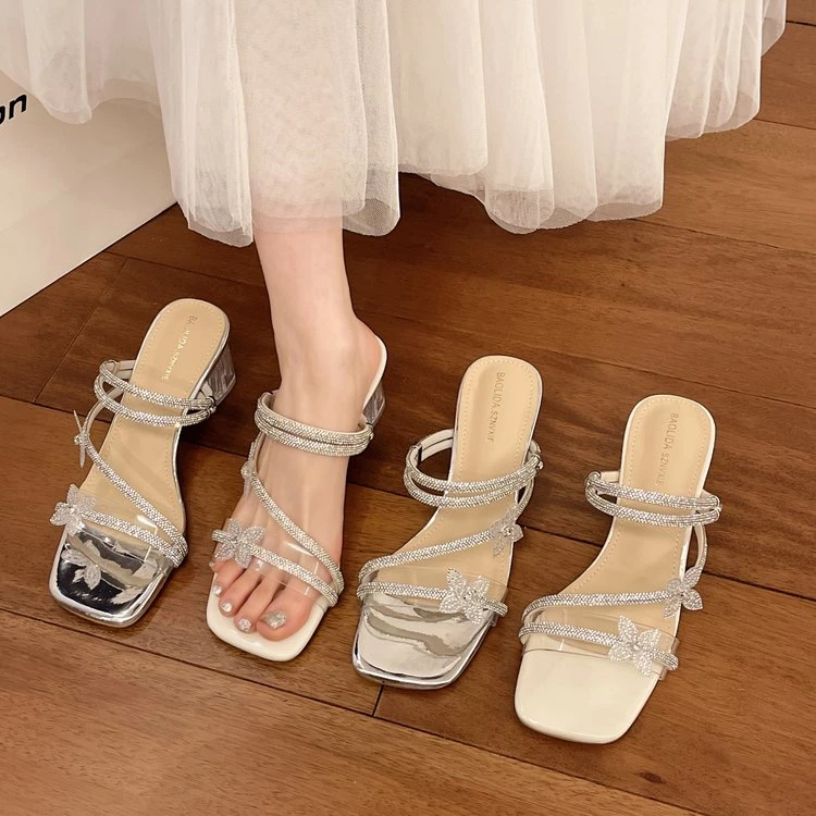 【COCO】法式幸运四叶草粗跟拖鞋女夏季水钻气质高跟水晶凉鞋外穿