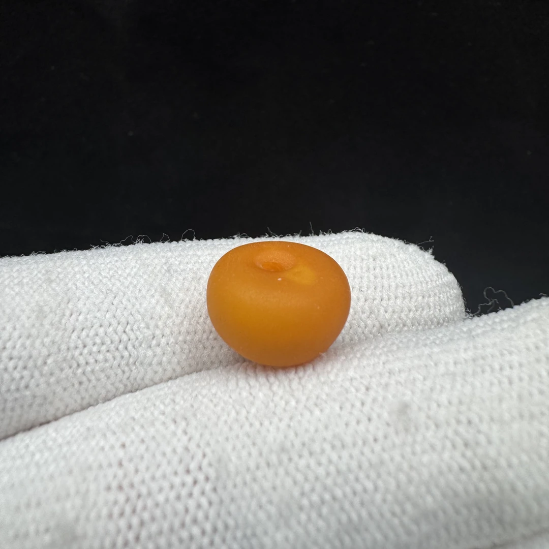 M8999天然原矿俄料蜜蜡老蜡藏扣13*8mm 支持复检 假一罚四