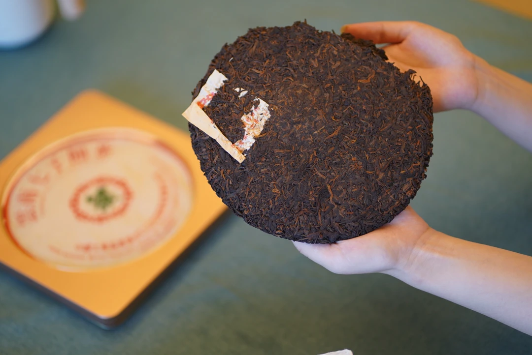 2001年绿印7572（布朗乔木版）大益茶 普洱熟茶357克