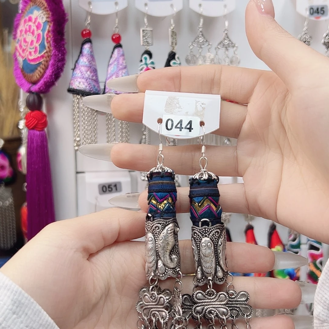 手串/手链核桃刺绣耳环