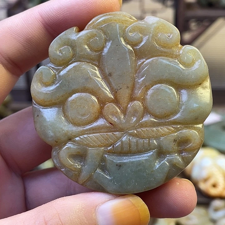 未镶嵌和田玉（糖玉）挂件