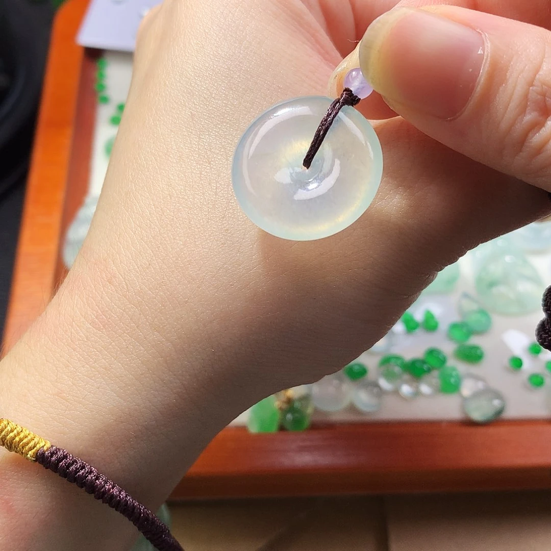 翡翠未镶嵌吊坠(不含链)平安扣