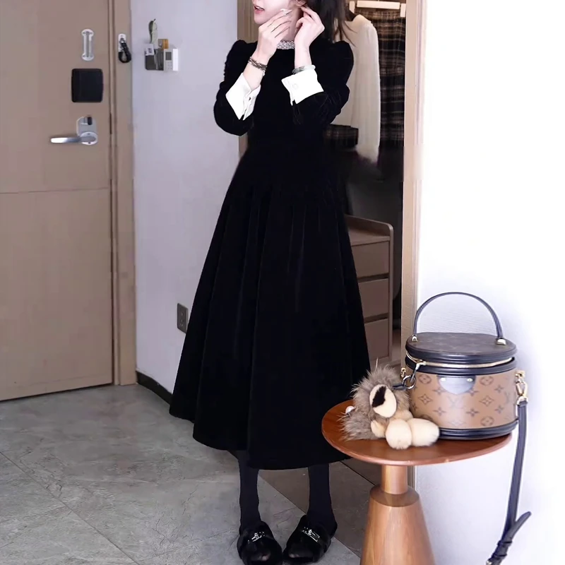 大码女装秋季公主风显瘦圆领长裙胖mm法式设计感赫本风优雅连衣裙