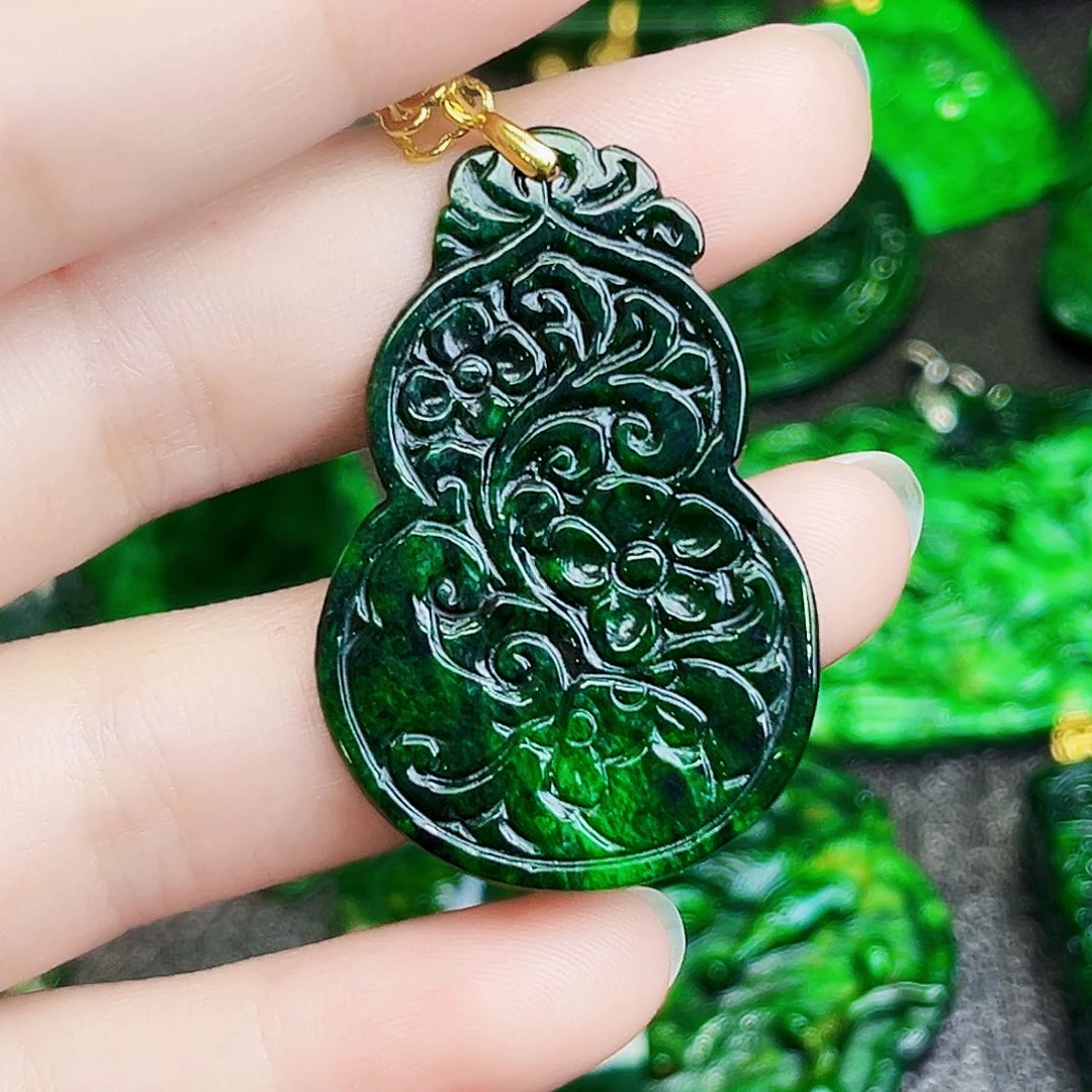 颈饰银S925镶嵌翡翠多样性