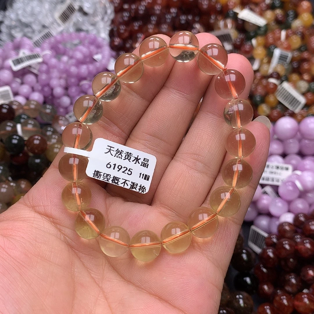 水晶手链未镶嵌就，