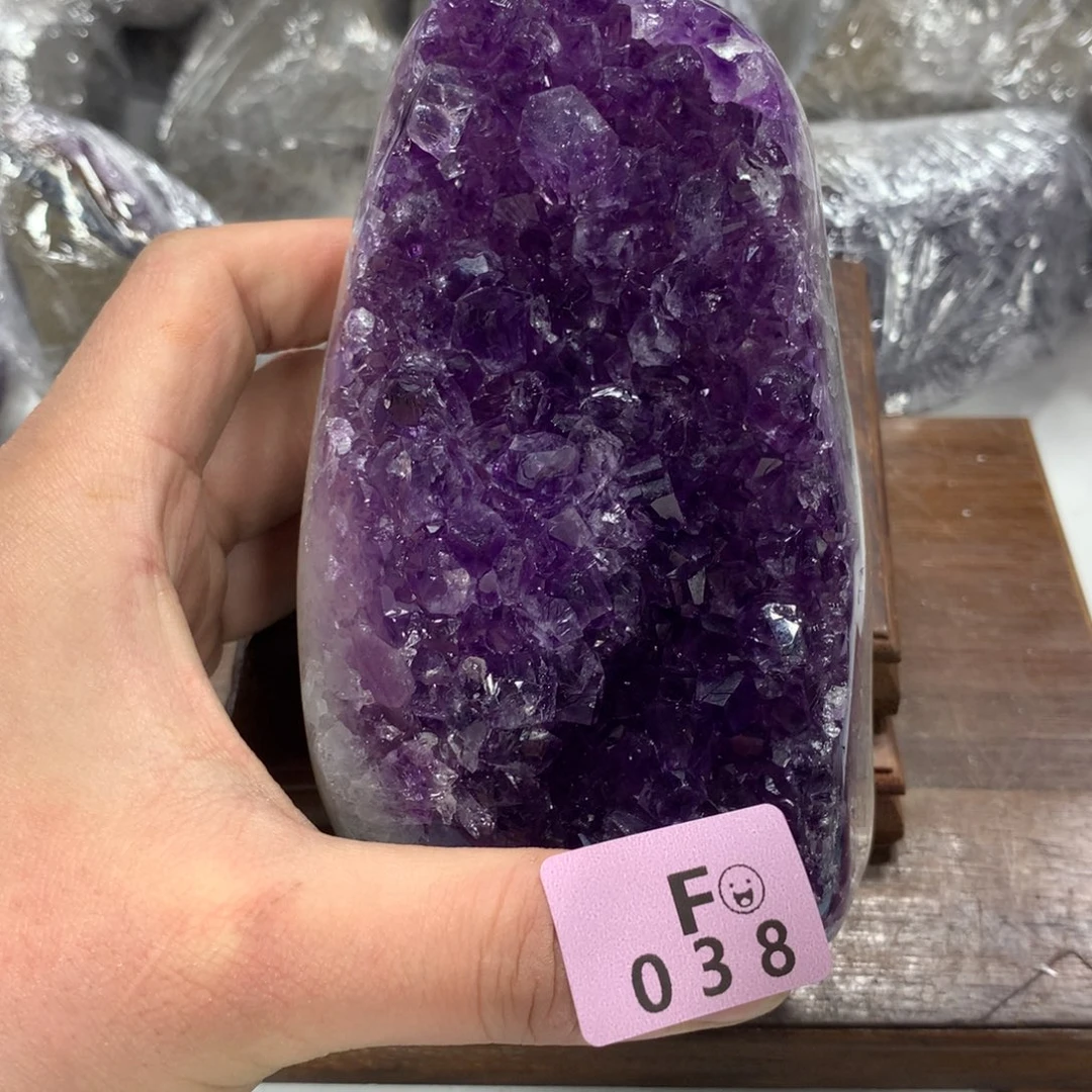 紫晶大型摆件（非配饰）未镶嵌