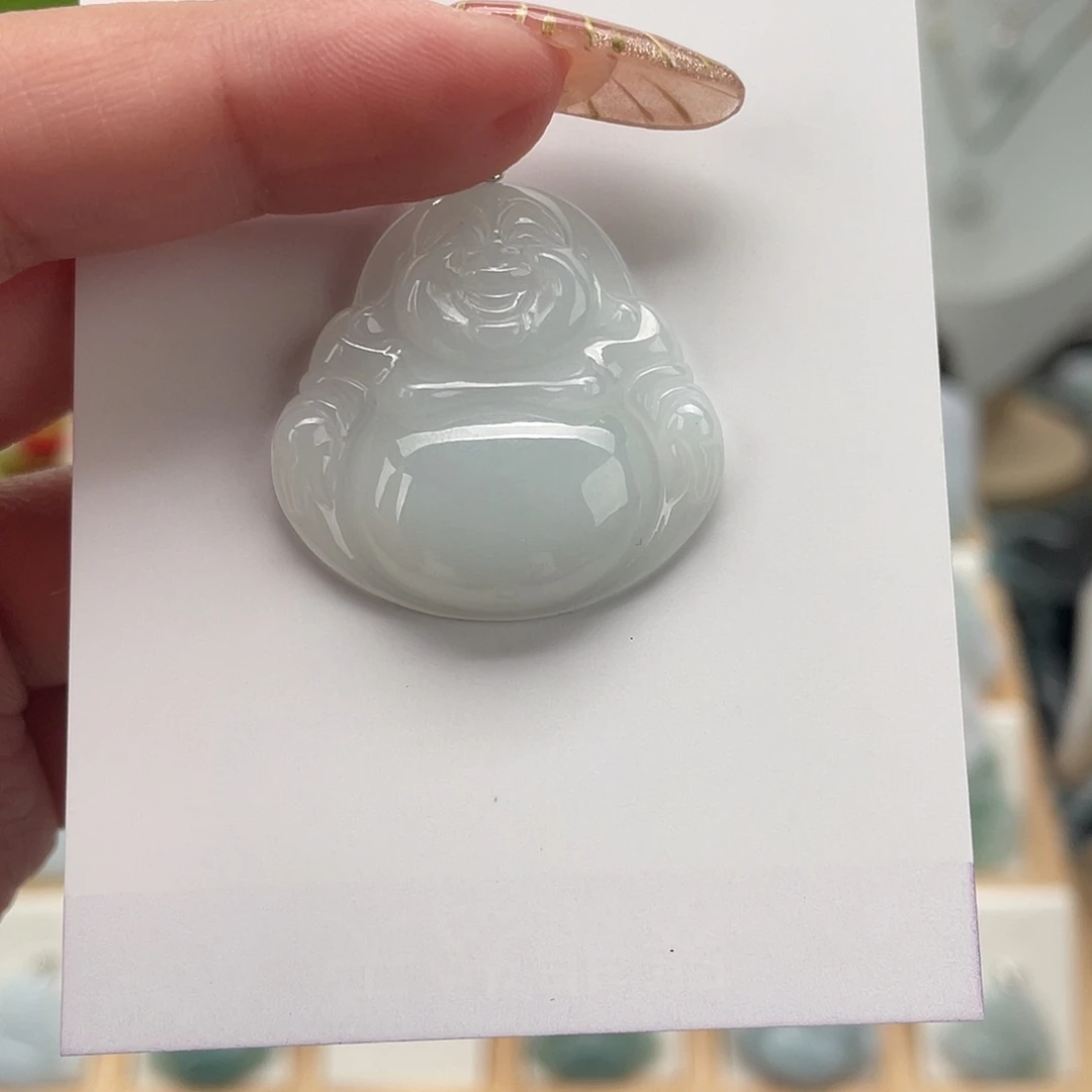 翡翠未镶嵌颈饰佛公