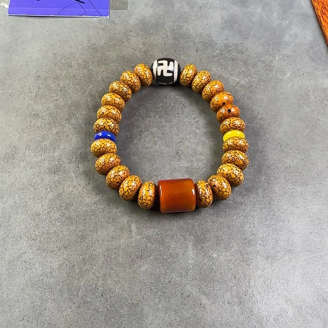 吊坠星月菩提手串