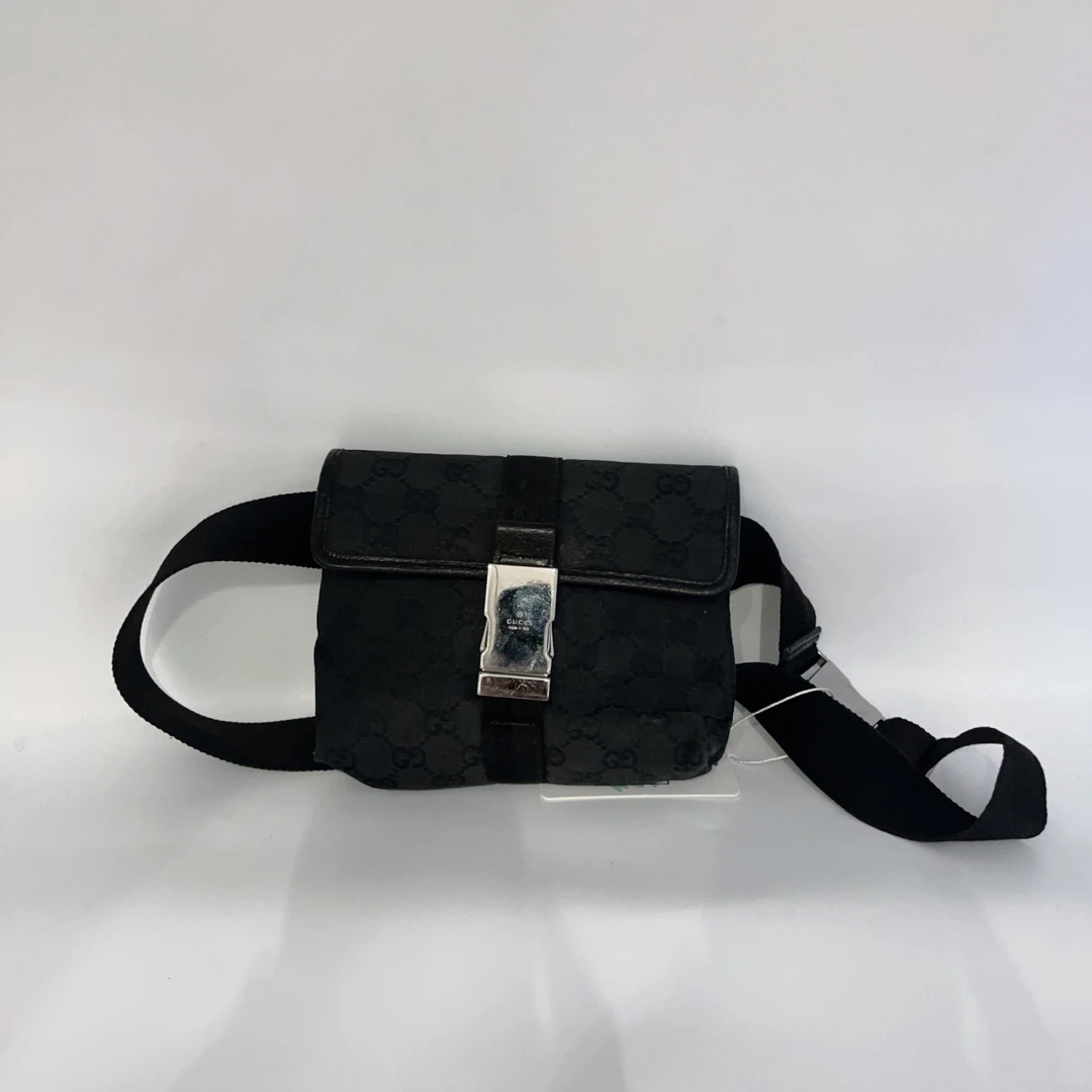 95新 GUCCI/古驰 黑色单肩斜挎包  1423 4671