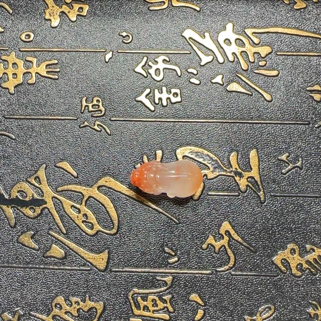 心***烟未镶嵌原矿冰飘貔貅挂件玛瑙/玉髓