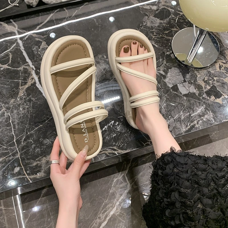 网红时尚平底露趾夏季休闲一字拖ins修面罗马风格