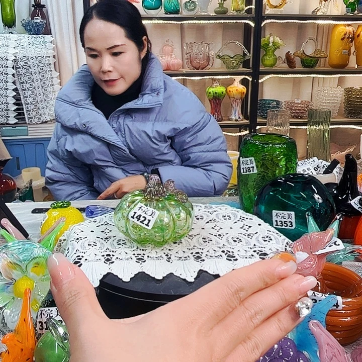 1421 家悦美居琉璃摆件不完美