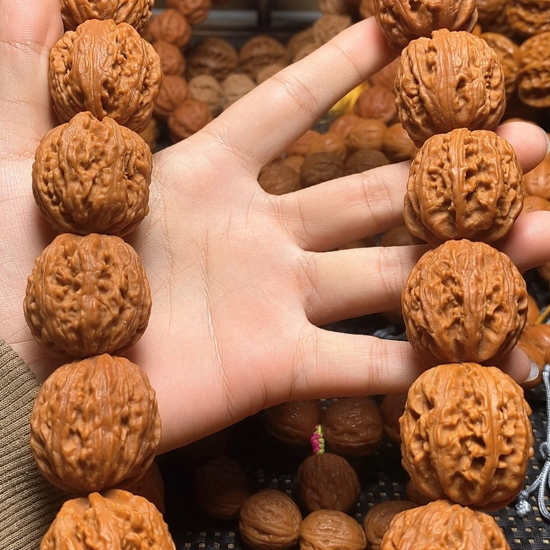 盖***雄文玩核桃手串粗筋大手持