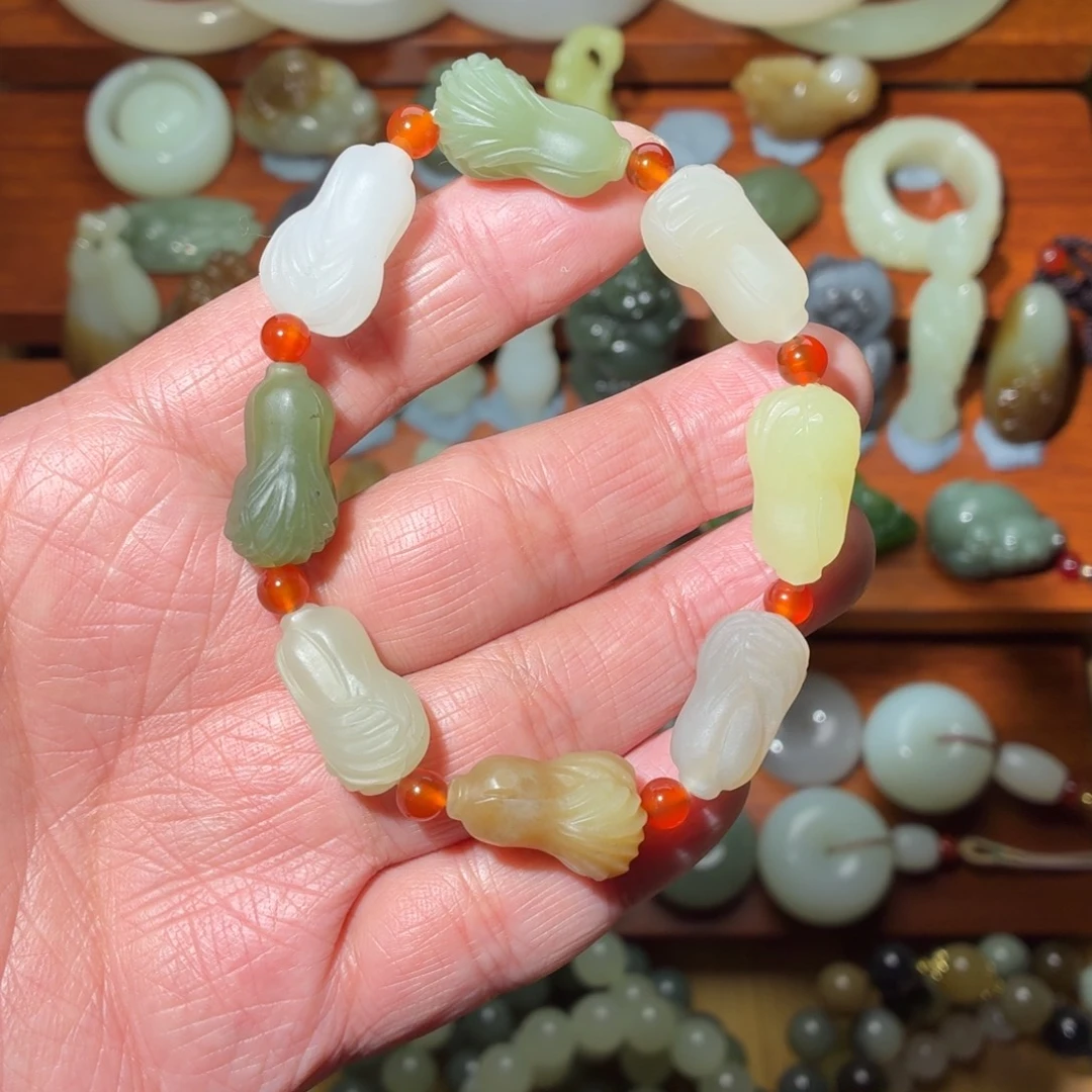 和田玉未镶嵌手串