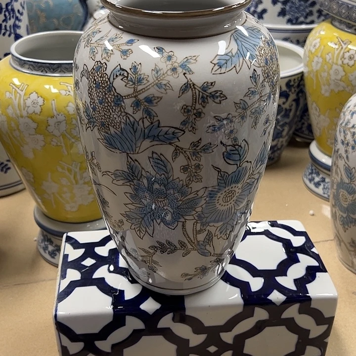 瓷片微瑕。。。。。。。。。。。