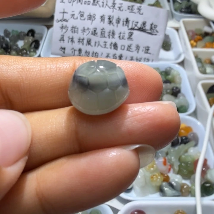 和田玉未镶嵌珠宝奇石