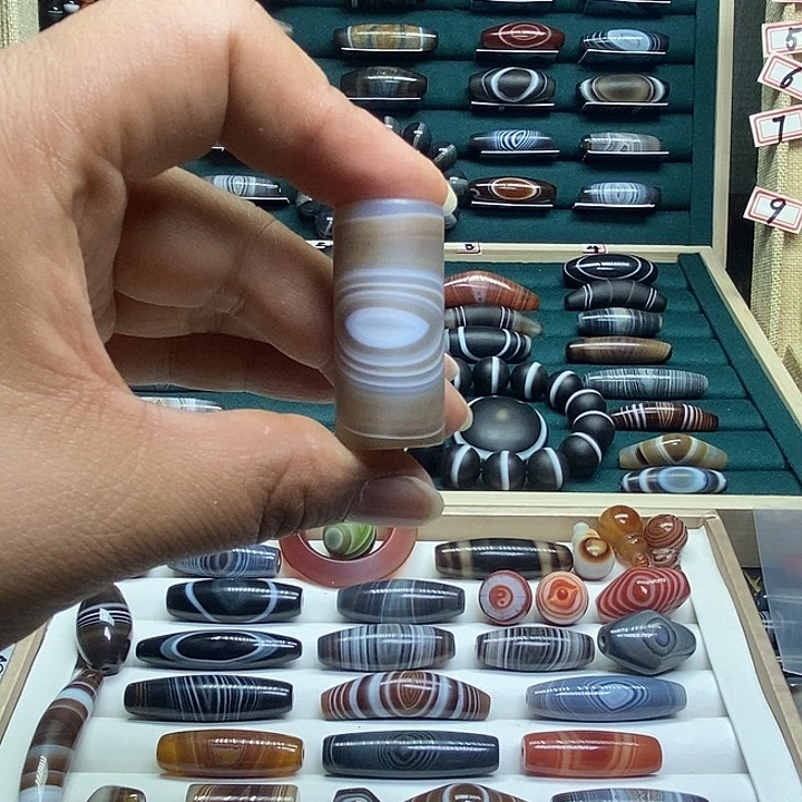 晶***”玛瑙/玉髓未镶嵌颈饰