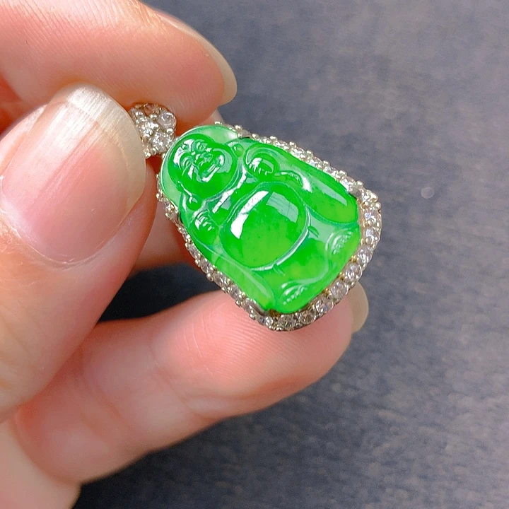 翡翠未镶嵌颈饰翡翠