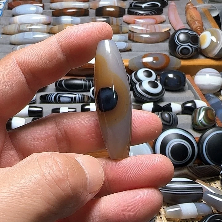 玛瑙/玉髓未镶嵌吊坠(不含链)