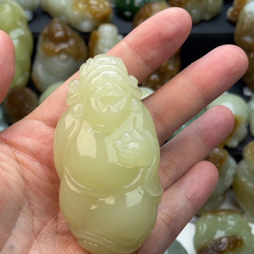 和田玉未镶嵌颈饰薄**秋
