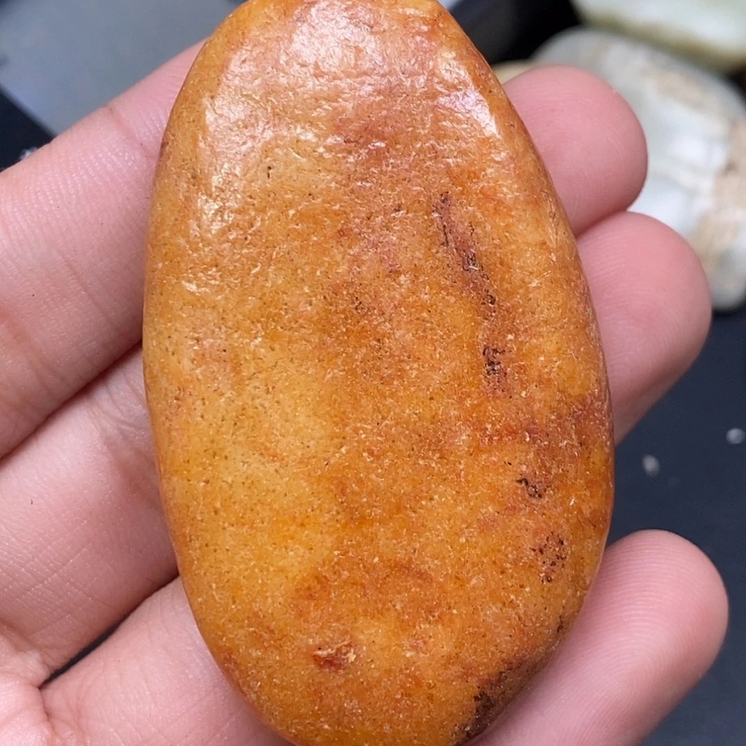 和田玉（糖玉）未镶嵌挂件