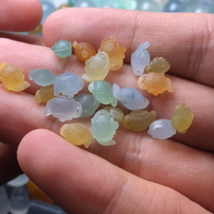 未镶嵌定制翡翠挂件