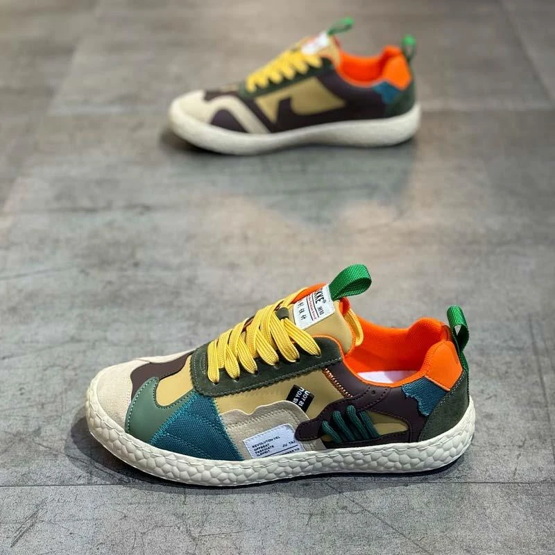 潮牌拼色板鞋男2025新款低帮舒适皮面软底轻质百搭网红爆款休闲鞋