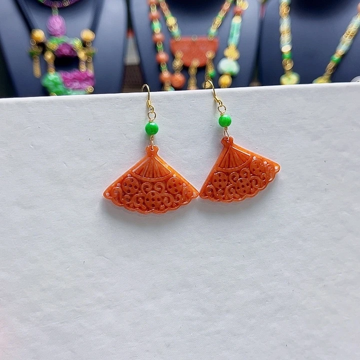 翡翠未镶嵌颈饰原价298